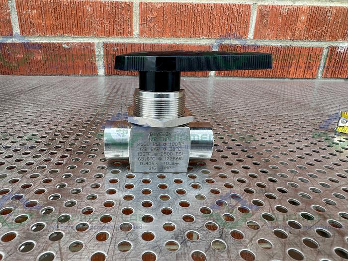 Used Hylok B4VF-8N Stainless Steel Valve w/ 1/2" NPT Threaded Fitting