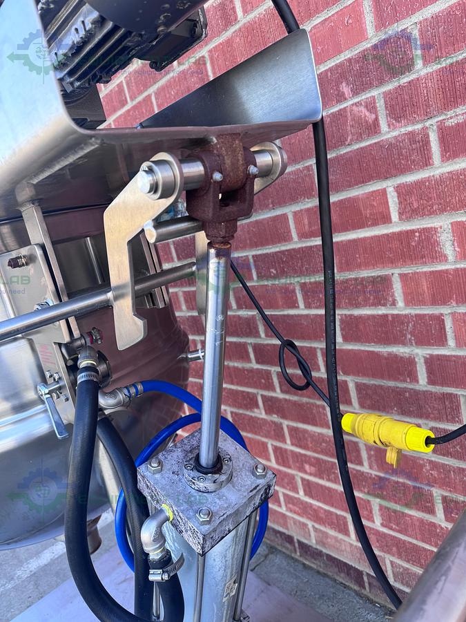 Used Lee 350 Liter Scrape Agitation Stainless Steel Half Jacketed Reactor w/ VFD