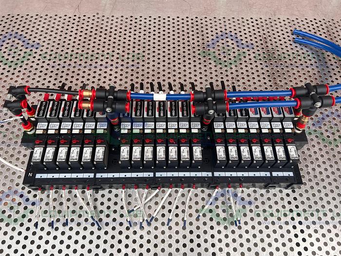 Used Lot of 20 - Burkert 132489R Solenoid Valve, 24V, PN2-8 Bar