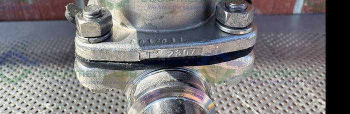 Used ITT Pure Flo Advantage 6 -Way Diaphragm Valve w/  1"  Sanitary Fitting