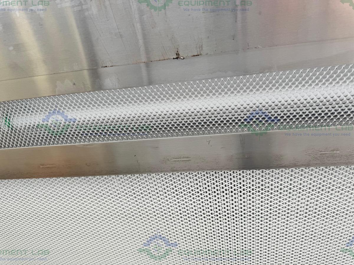 for parts or not working Terra Universal 2001-32-50474 Stainless Steel Laminar Flow Hood 74"