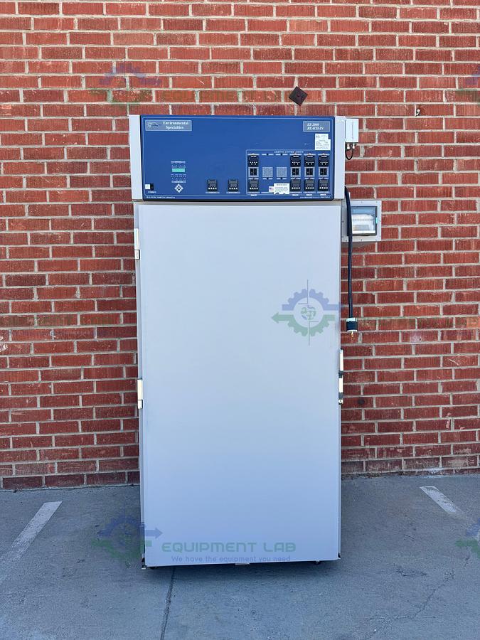 Used Environmental Specialties ES2000 CDML Photostability Chamber/UV 4-40C