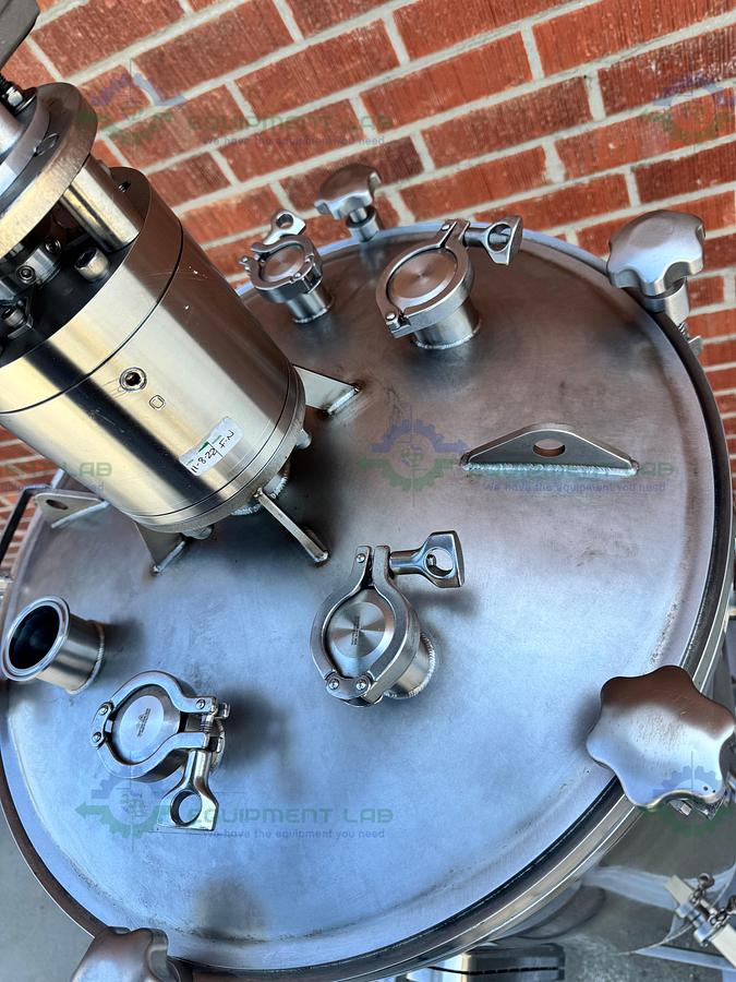 Used Unknown Brand 300 Liter Mixing Tank w/ Lenze 3 Phase Motor, Impeller