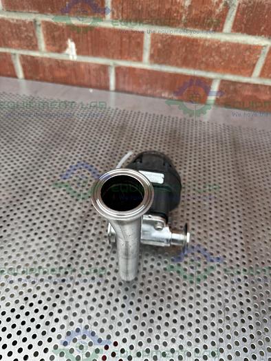 Used ITT Pure Flo Advantage 4 - Way Diaphragm Valve w/ 1.5" to 1/2" Sanitary Fitting