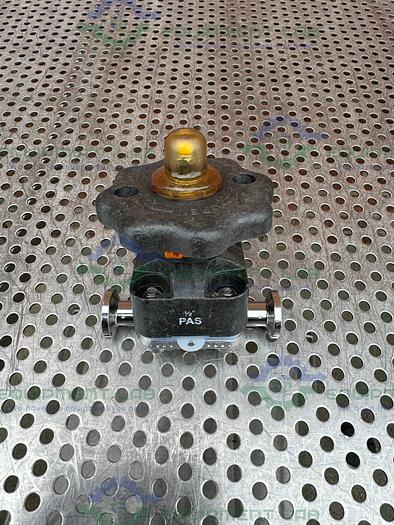 Used ITT Pure Flo .5-316L-RA20MAX-CWP150  Diaphragm Valve w/ 1/2" Sanitary Fitting