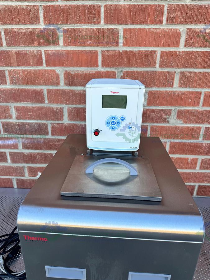 Used Thermo / Haake A40 Refrigerated Recirculating Water Bath -40°C to 200°C