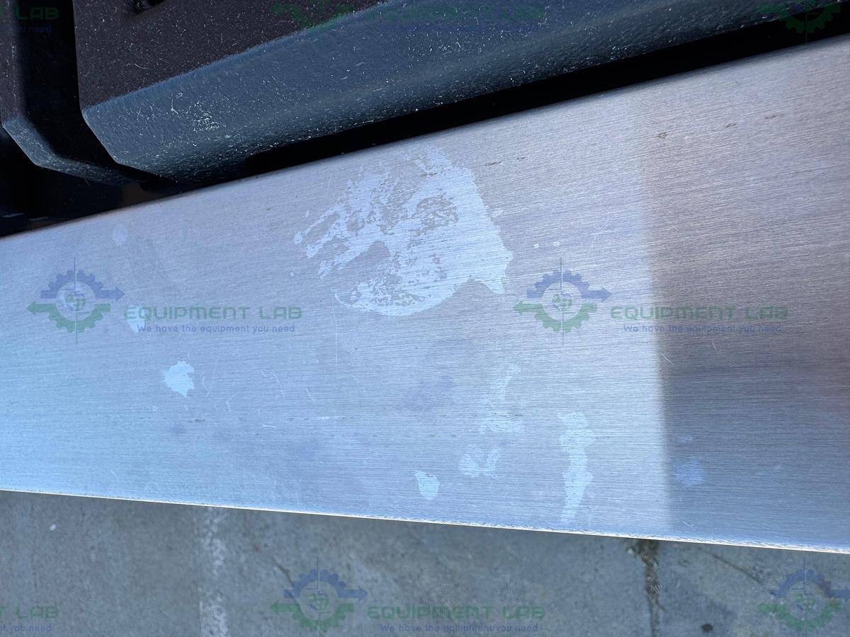 Used Viking VDR5606GQSS 60" Stainless Steel Dual Fuel Range w/ Grill and Griddle