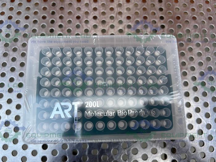 Used Art  2769-HR 200 Soft Fit Pipet Tips 200 uL