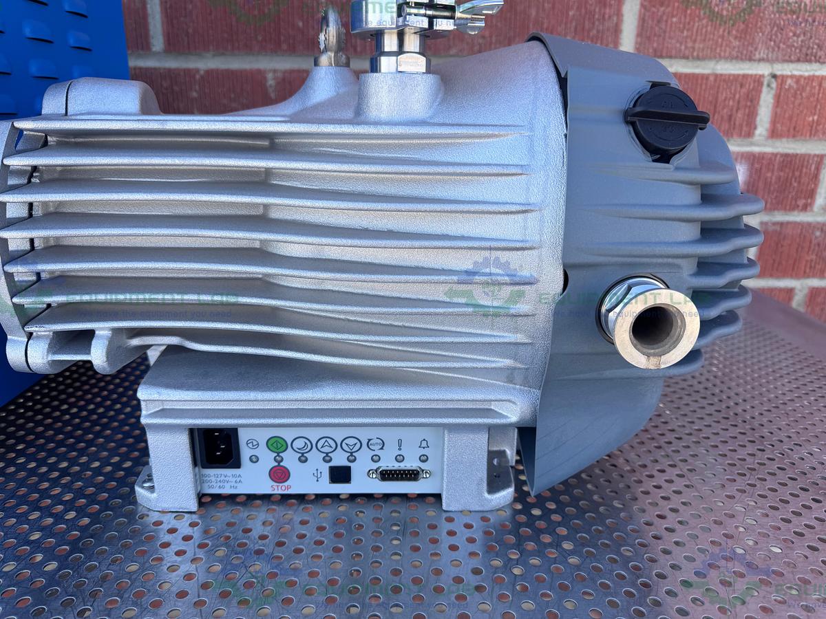Used Biotage V-10 Touch Evaporation System Walk-up, Walk-away w/ Edwards 6 iC Pump