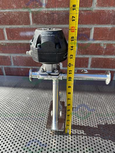 Used ITT Pure Flo Advantage 6 -Way Diaphragm Valve w/  1"  Sanitary Fitting