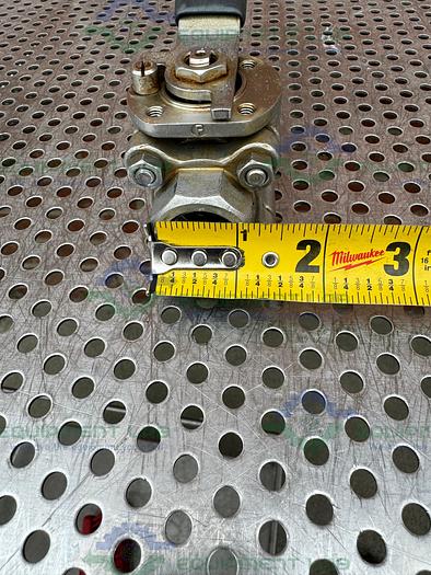 Used SVF -F. C. I. R86666ATSE Compression Ball Valve w/ 1/2" Sanitary Fitting 1500PSI
