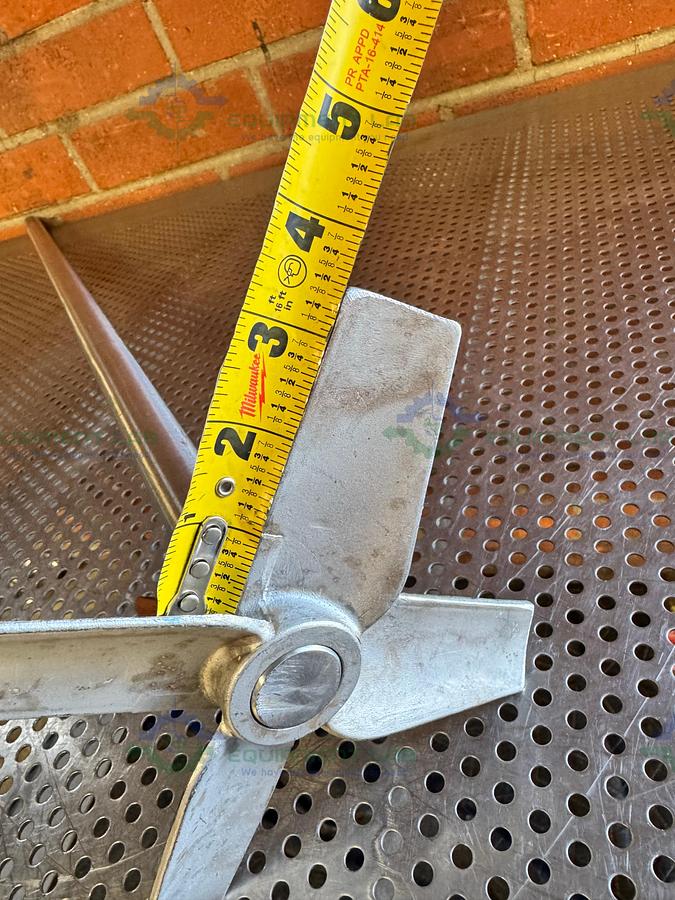 Used Unknown Stainless Steel Impeller Shaft / Mixing Rod 40" Height x 1"
