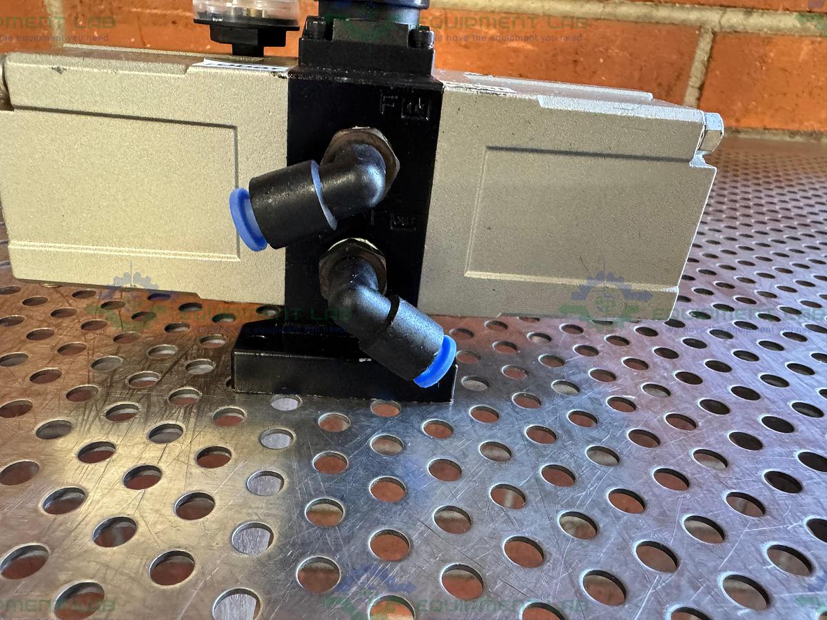 Used SMC EVBA1110-F02  Pneumatic Booster Regulator / Booster Cylinder  0.1-1.0 MPa