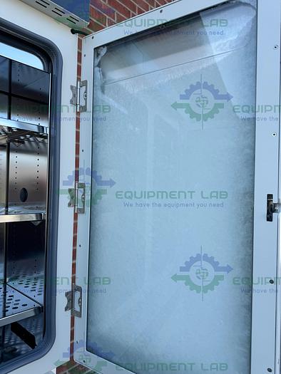 Used Caron  7410-5-1 CO2 Dual Stacked Laboratory Incubator 45°C, 115V