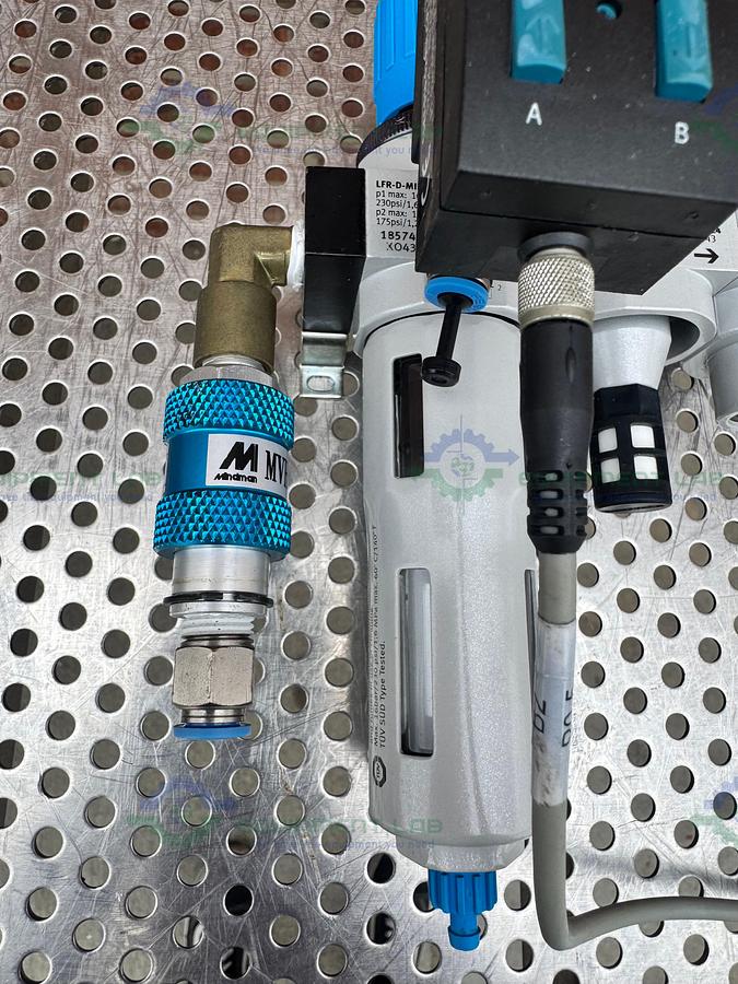 Used Festo LFR-D-Mini Regulator w/ Festo HEE-D-Mini-24 36PSI/0.25MPa