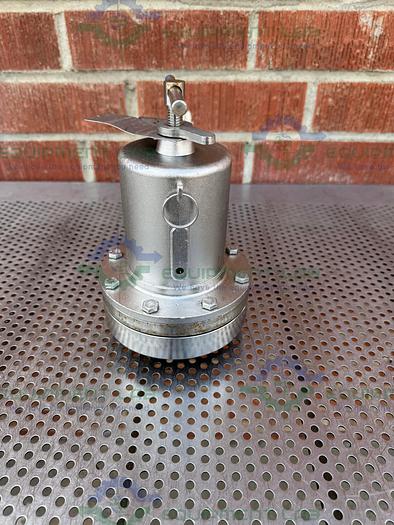 Used SteriFlow 96 Manual Low to High Flow Sanitary Back Pressure Regulator 3/4"