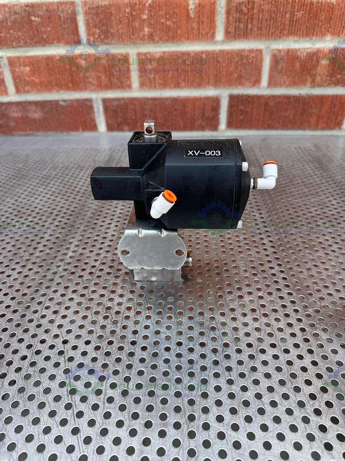 Used Whitey/Swagelok 133 DA Pneumatic Double Acting Actuator 200 PSI w/ SS45S8 Valve