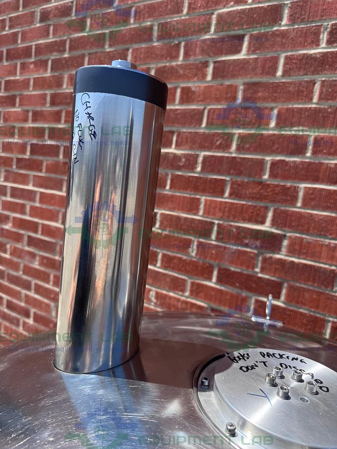 Used Oxford NMR 600 Nuclear Magnetic Resonance Spectrometer / Cryostat