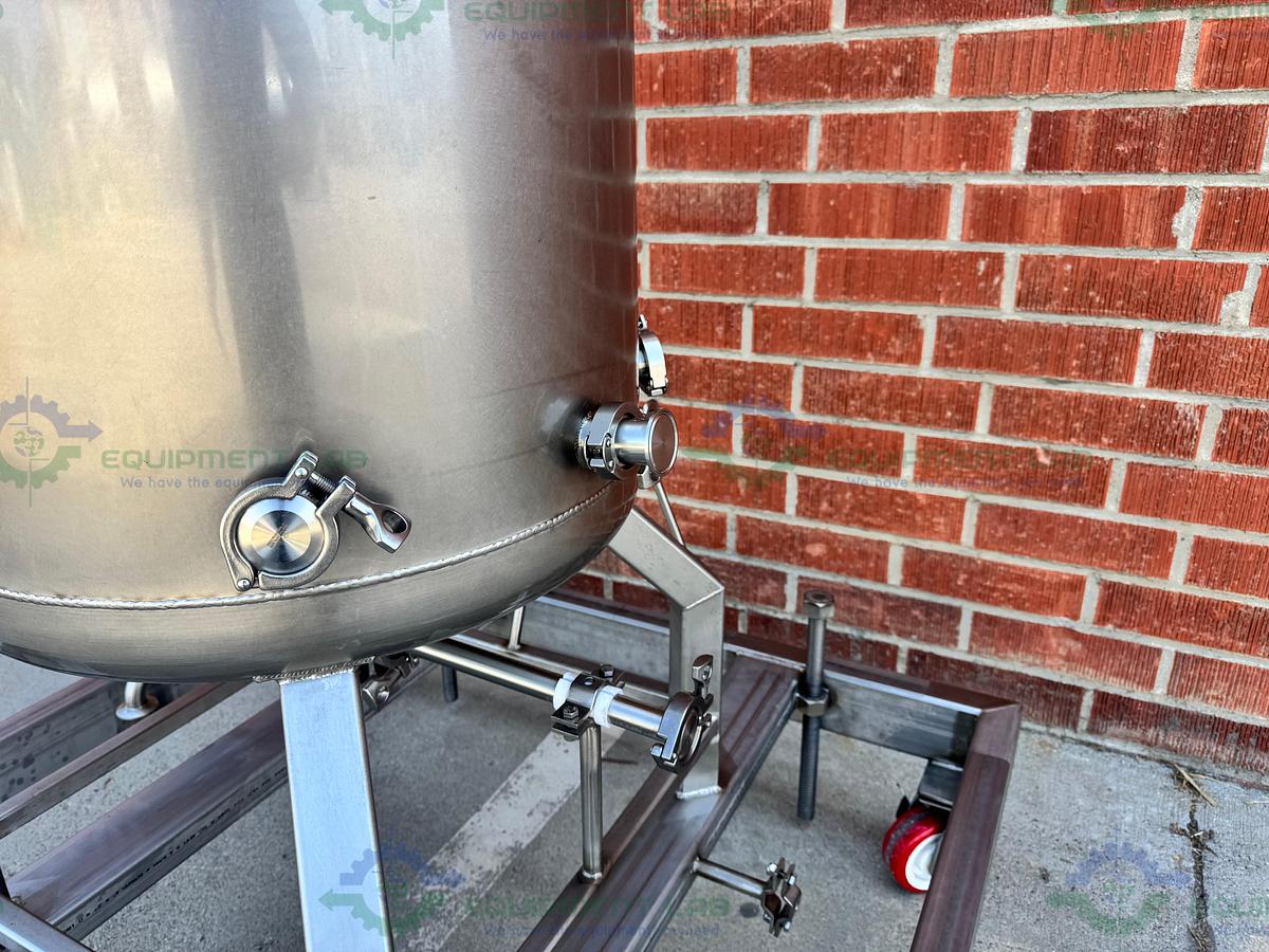Used Unknown Brand 300 Liter Mixing Tank w/ Lenze 3 Phase Motor, Impeller
