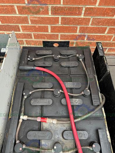 Used Komatsu  FB15M-2 Electric Forklift 3000 Pound Capacity w/ Charger