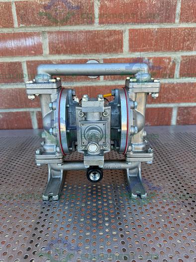 Used Idex Sandpiper S05 Stainless Steel/Aluminum Double Diaphragm Pump 1" Threaded