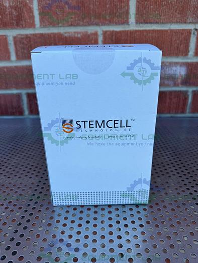 2 Boxes of - Stemcell Technologies 27250 Reversible Strainer, Large 37 µm