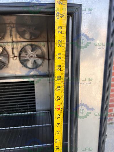  for parts or not working Environtronics  Environmental Chamber