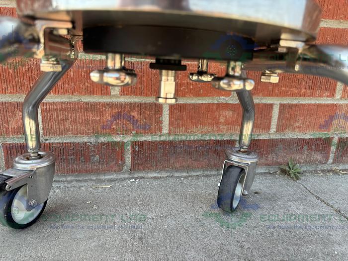 Used Millipore Quikscale 100 / 550 Chromatography Column 4L