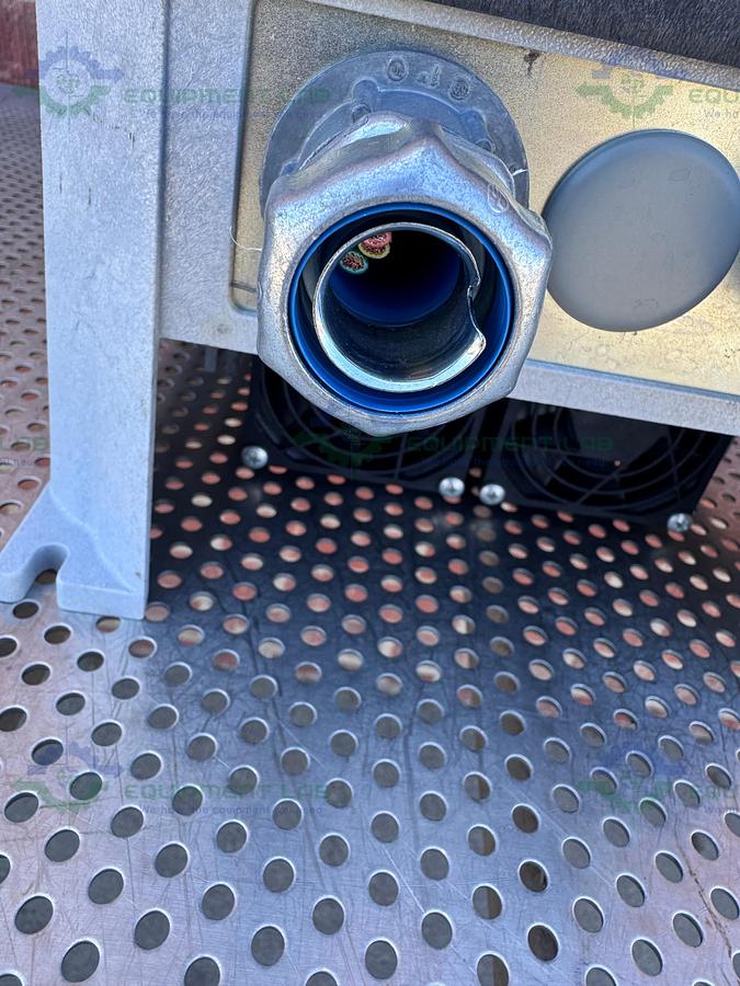 Used Vacon X4C40200C X - Series Variable Speed Frequency Drive 380 - 460V, 3 HP