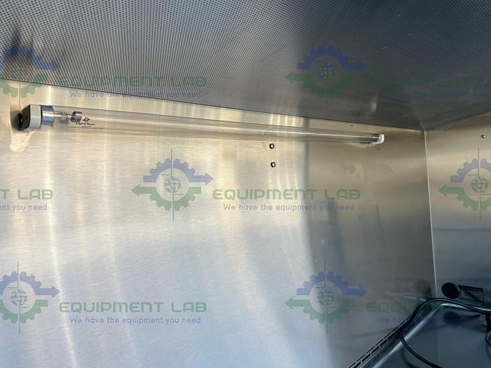 Used Labconco 302611100 Class II Type A2 Logic + Biological Safety Cabinet 6 Ft, 115V