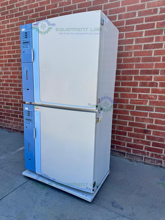 Used Thermo Forma 3310 Steri-Cult Double Stack CO2 Incubator, 11 cu. ft, 50C