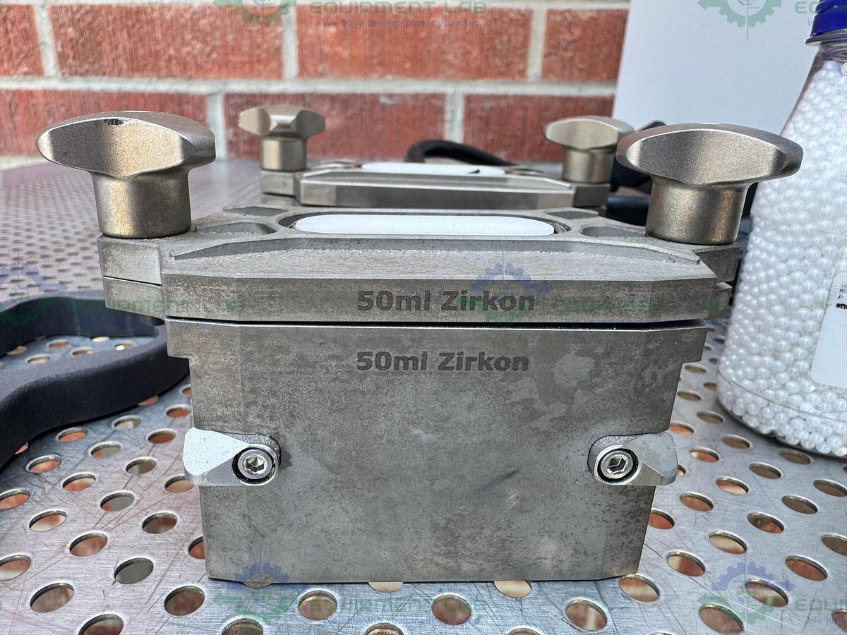 Used Retsch Mm 500 Bench Top Mill Mixer w/ 2- 50mL and 2 - 125 mL Mixer Buckets