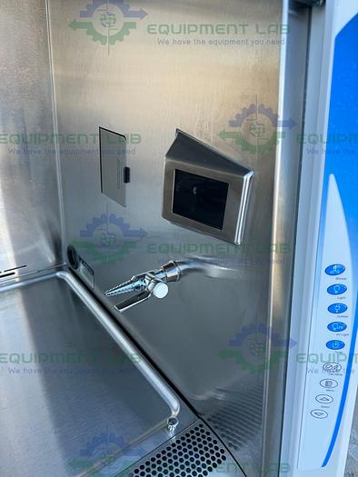 Used Labconco  302419101  Logic Plus Series Biosafety Cabinet 4 Ft Class II Type A2