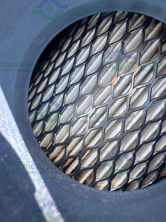 Used Boc Edwards  XDS 35i Dry Scroll Vacuum Pump 100-240V w/ Varian Hepa Filter