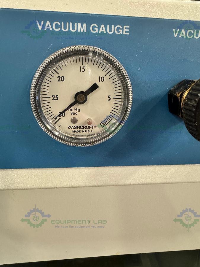 Used Lindberg / Blue M VO914A Vacuum Oven 6° to 260°C, 0.65 cu. ft.