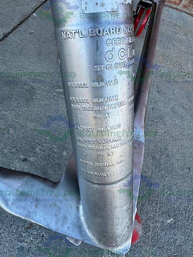 Used DCI 800 Liter Stainless Steel Jacketed Reactor 45 PSI w/ 0.5 HP Mixer