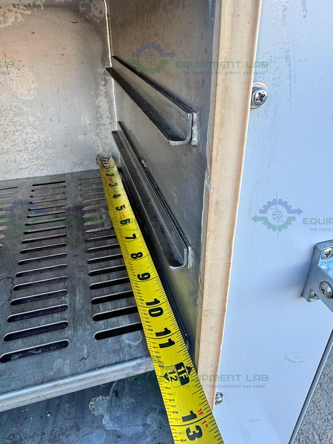 Used Yamato DP32 Vacuum Oven 250°C, 1 Cu. Ft. w/ KNF UN820.3FTP IP44 Diaphragm Pump