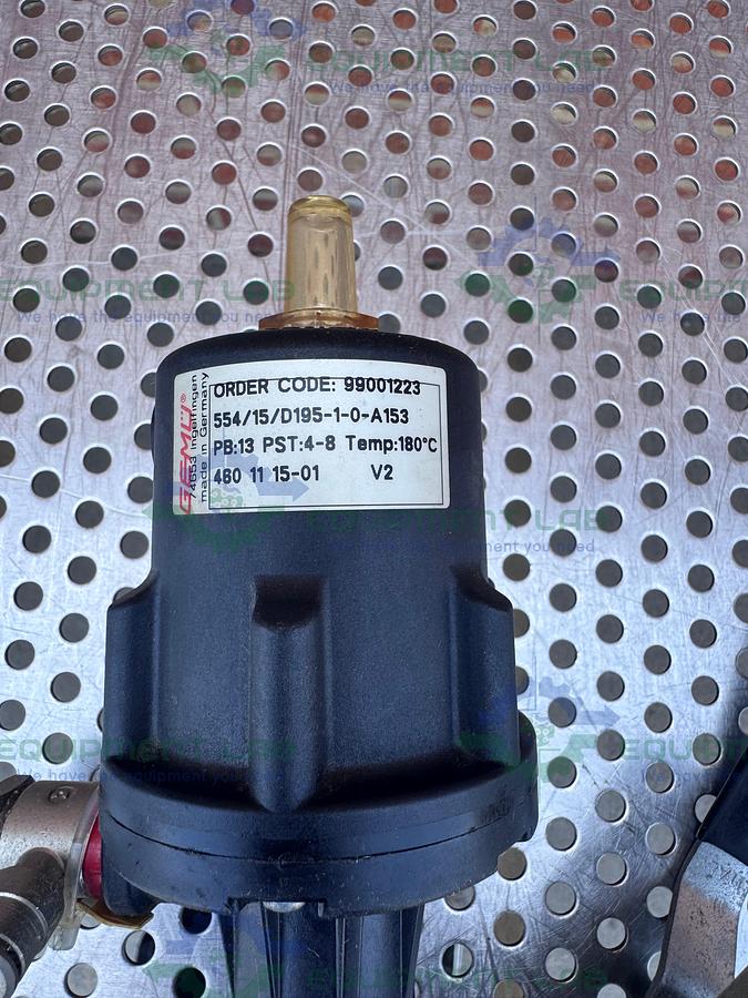 Used Gemu 554/15 Pneumatic Angle Seat Globe Valve w/ 1/2" Compression Fitting, Valve