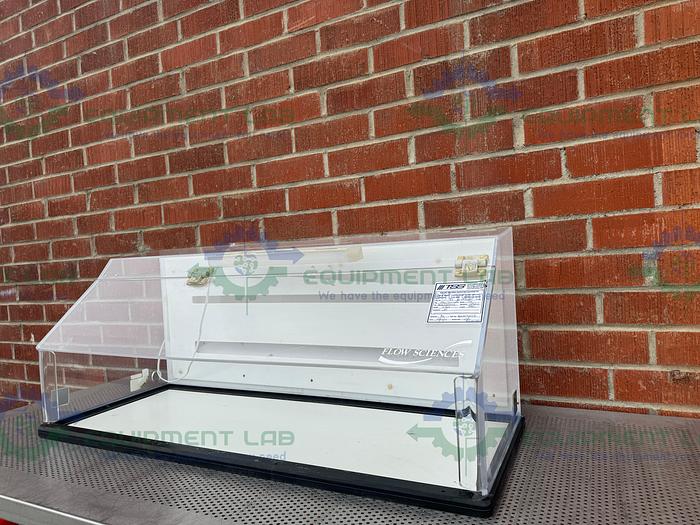 Used Flow Sciences FS3100DVA 4 Ft Vented Balance Safety Enclosure