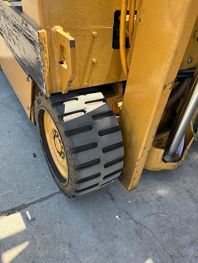 Used Caterpillar 5000# Electric Sit Down Forklift M50BLP / 495R Cushion Tires 120"