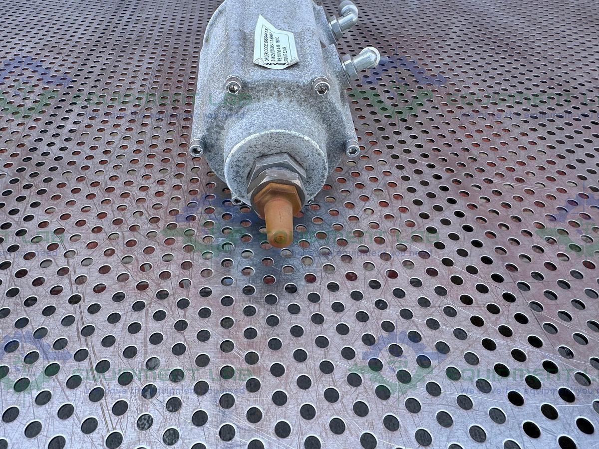 Used Gemu 514/25/D55345-1-1-B987 Pneumatic Angle Seat Globe Valve, 10 PB, 4-10 Pst