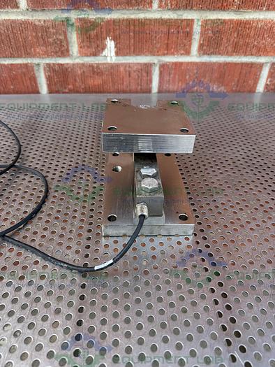 Used Mettler Toledo  Flexmount Scale Weigh Module w/ 0958 Load Cell Junction Box