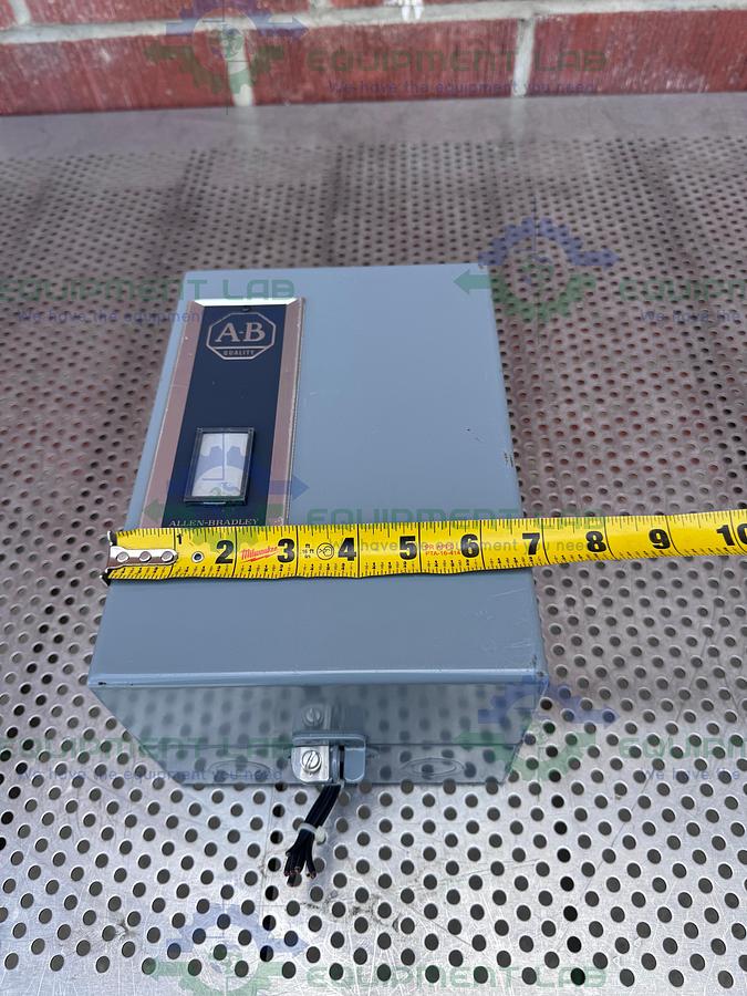 Used Allen Bradley 500-B0D940 Series B Contractor w/ Enclosure 7" x 10"x 6"