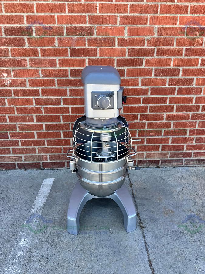 Used Hobart Legacy HL300 Planetary Floor Mixer 30 Qt, 3/4 HP, 120V