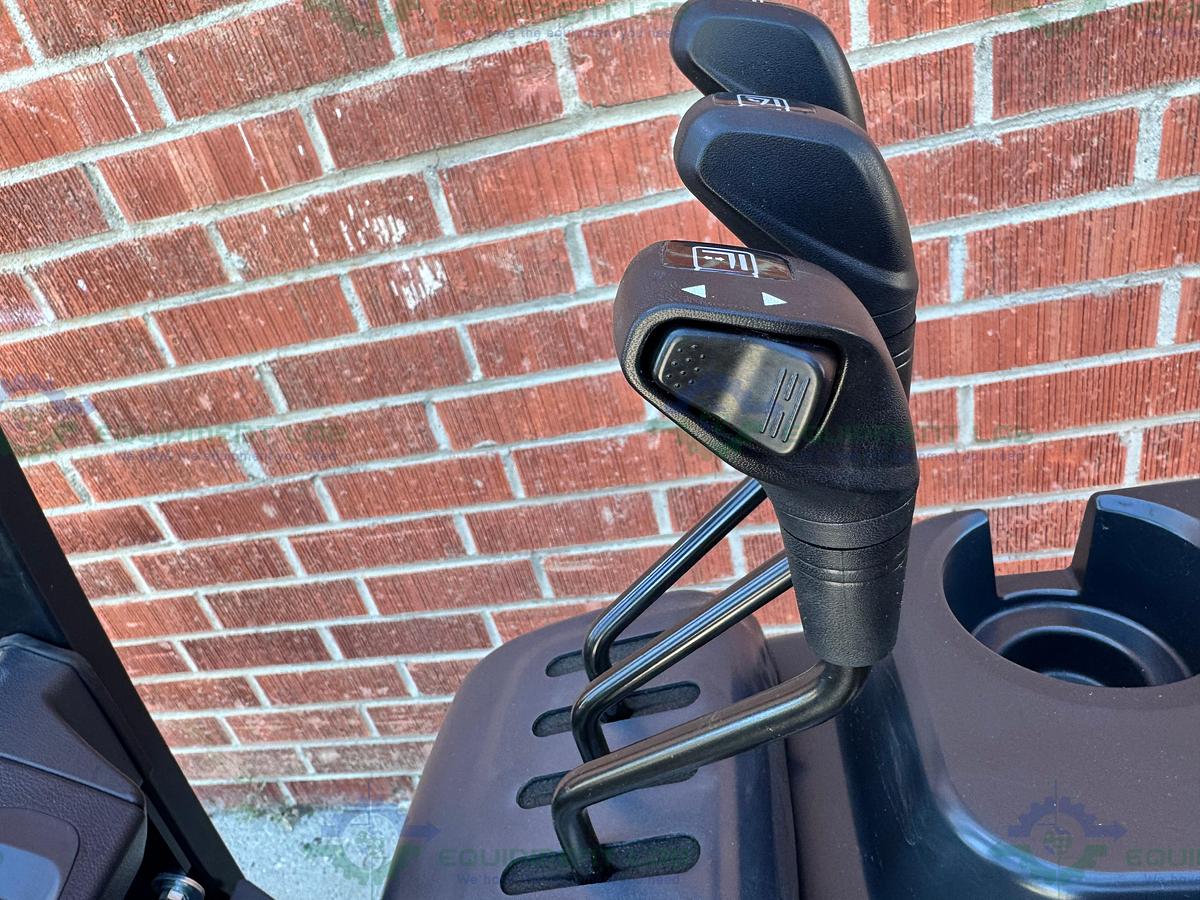 Used Doosan BC20S-7 Electric Forklift 3600 LBS Capacity, 20 Hrs, MFG 22 w/ Charger