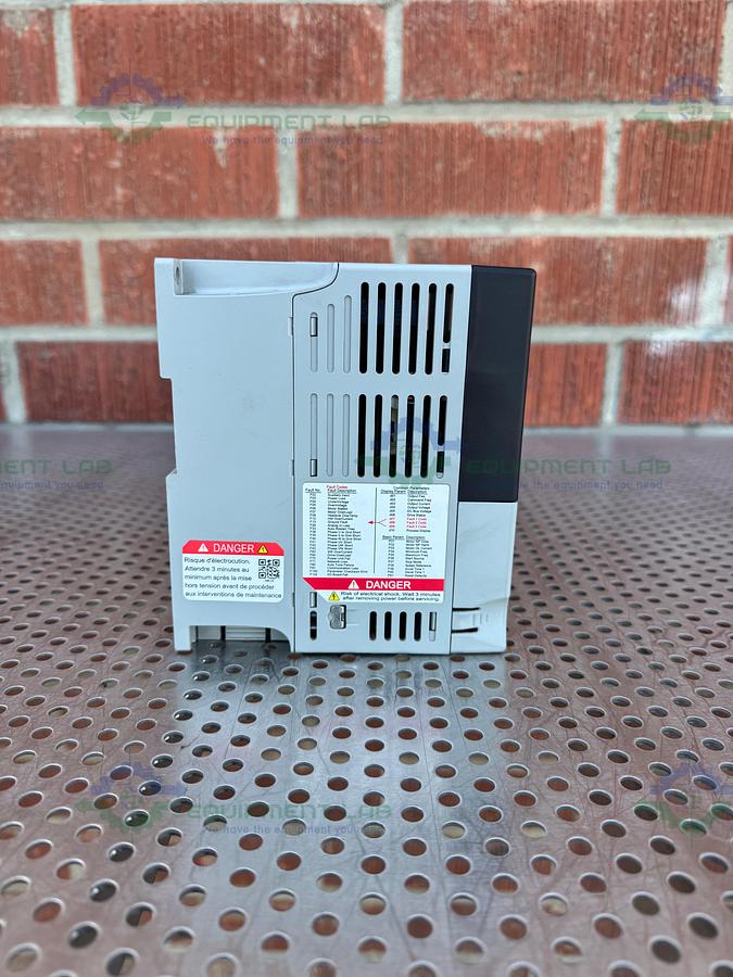 Used Allen Bradley Powerflex 4 22A-D1P4N104  Series A AC Drive 0.5 HP