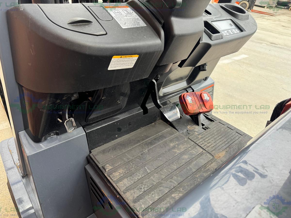 Used Toyota 8FBCU25 Electric Forklift  5000 lbs Capacity 4 Stage Mast w/ Charger