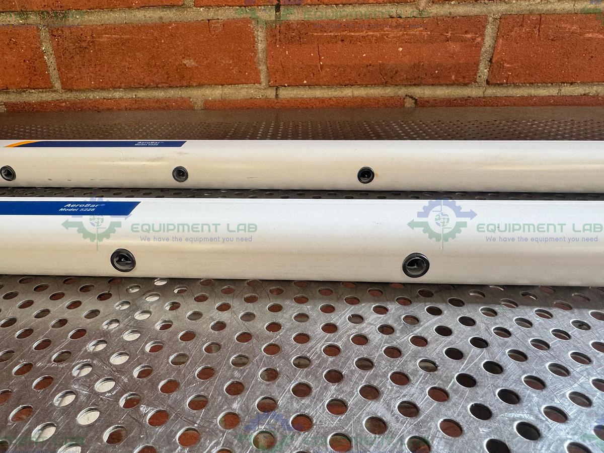 Used MKS 5225 AeroBar Static Elimination Ionizing Bar 44" w/ Interface Module