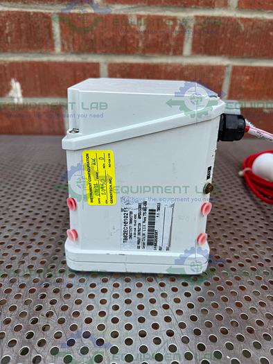 Used ABB TB82EC1010211 Conductivity Transmitter 4-20 mA w/ Sensor