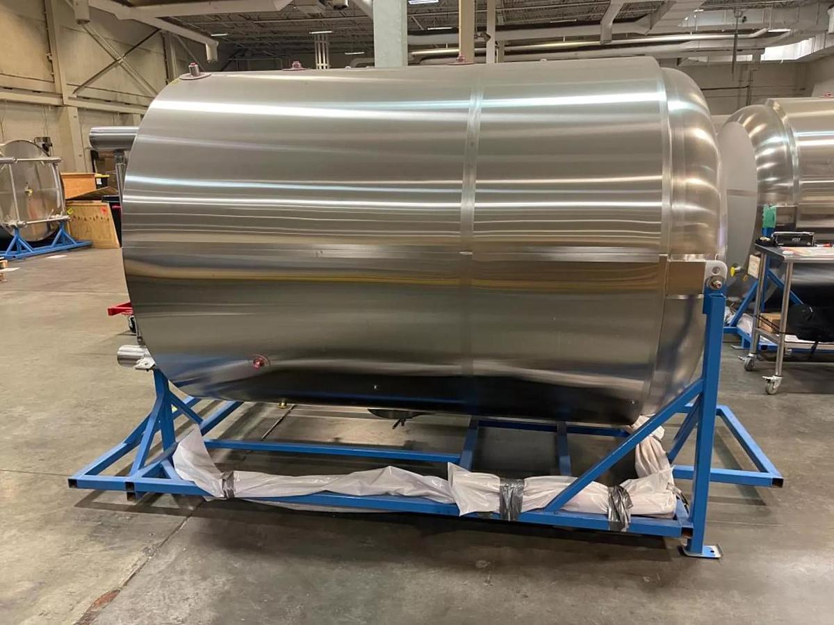 1000 Gallon Stainless Steel Jacketed Vessel / Holding Tank